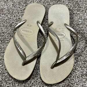 Havaianas sandals